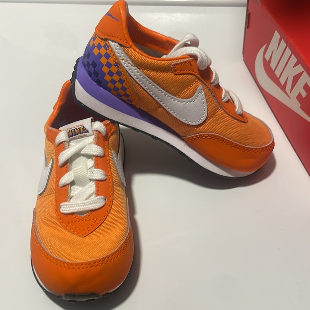 Nike NIB Toddler Waffle Trainer 2 SE (TD) Little Kids' Sneakers 8